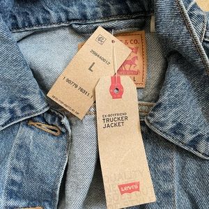 Levi ex boyfriend trucker jean jacket